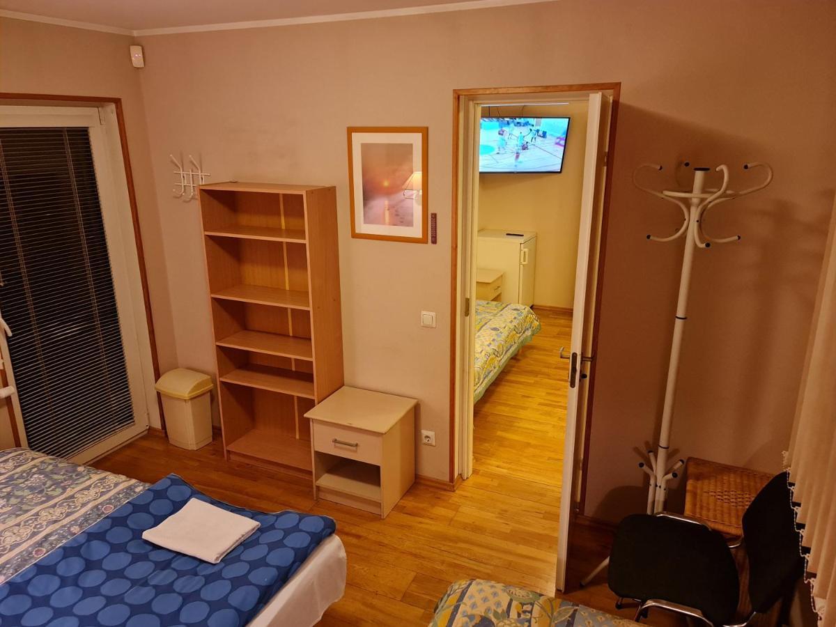 Felixi Maja Hotel Viljandi  Bagian luar foto